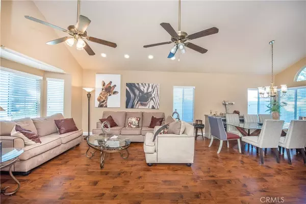 Corona, CA 92882,3251 Mountainside DR