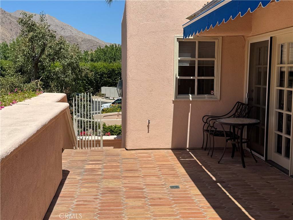 Palm Springs, CA 92262,500 E Amado RD #119