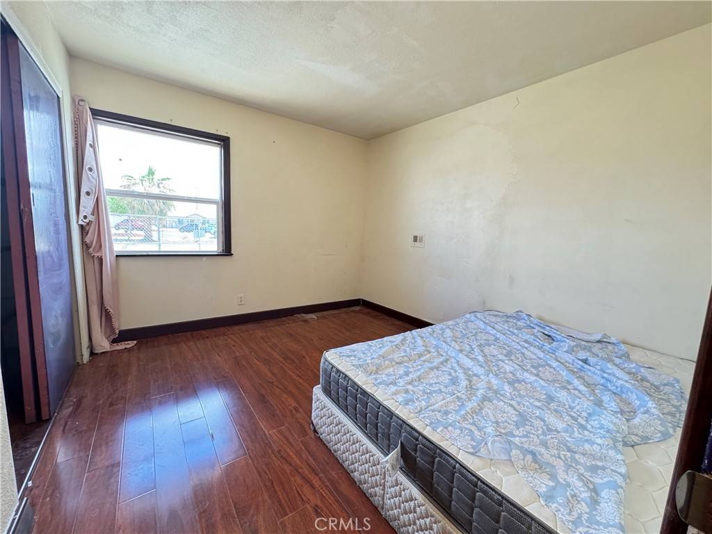 Rosamond, CA 93560,1830 Locust ST