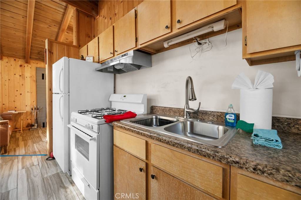 Big Bear City, CA 92314,1141 W Alta Vista AVE