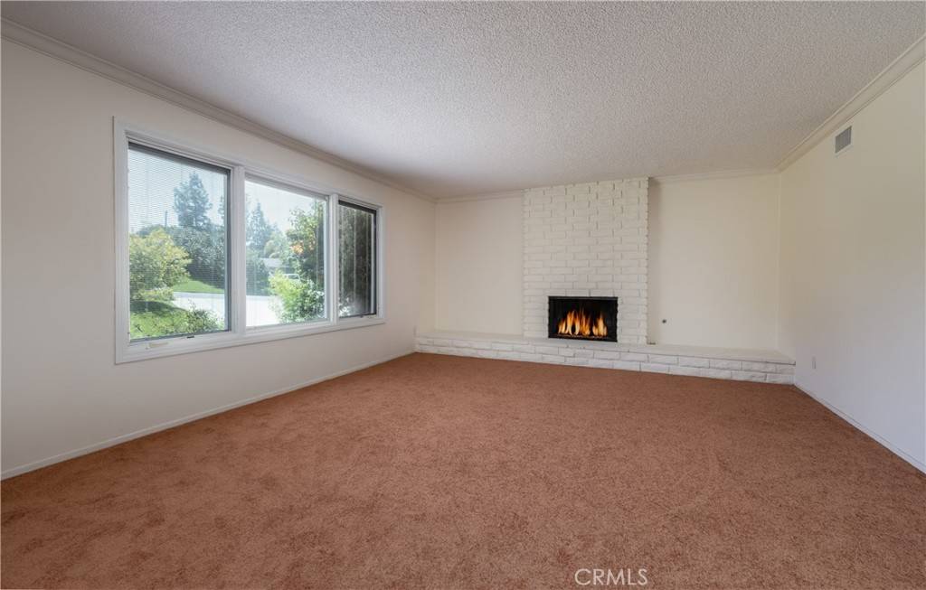 Redlands, CA 92373,645 Alta Loma DR
