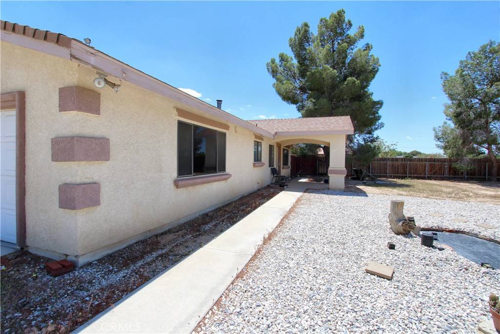 Apple Valley, CA 92308,12981 Ojai RD