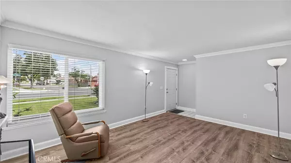 Riverside, CA 92503,10060 Hillsborough LN