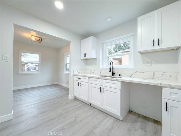 Long Beach, CA 90805,5557 Lemon AVE