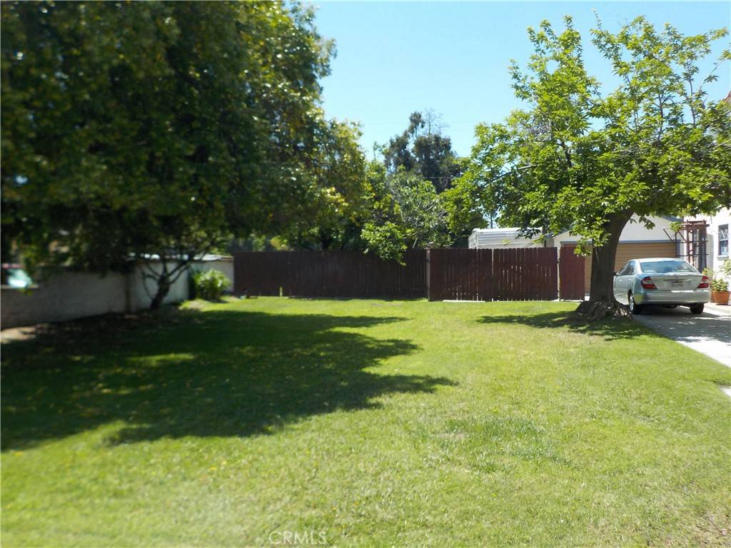 San Bernardino, CA 92404,2698 Fremontia DR