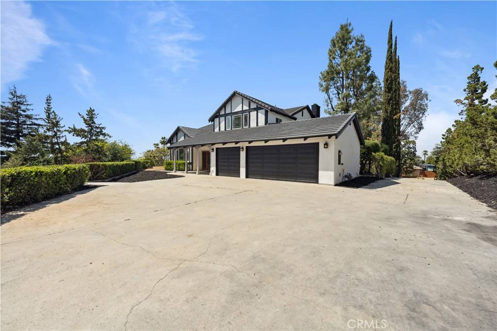 Redlands, CA 92373,529 Manzanita RD