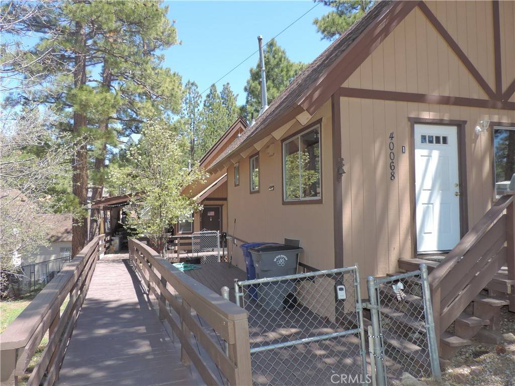 Big Bear Lake, CA 92315,40068 Forest RD
