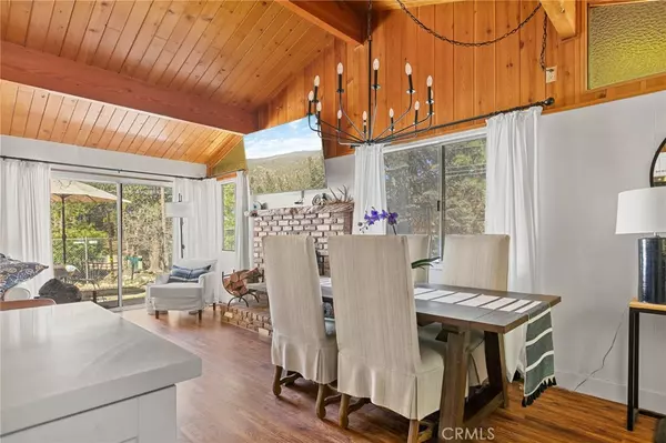 Running Springs, CA 92382,2511 Catalina DR