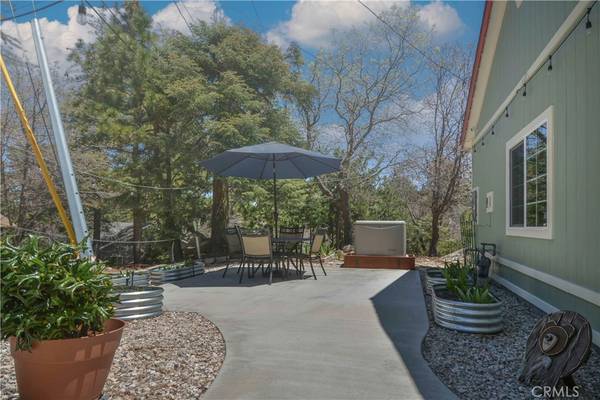Lake Arrowhead, CA 92352,949 Inspiration DR