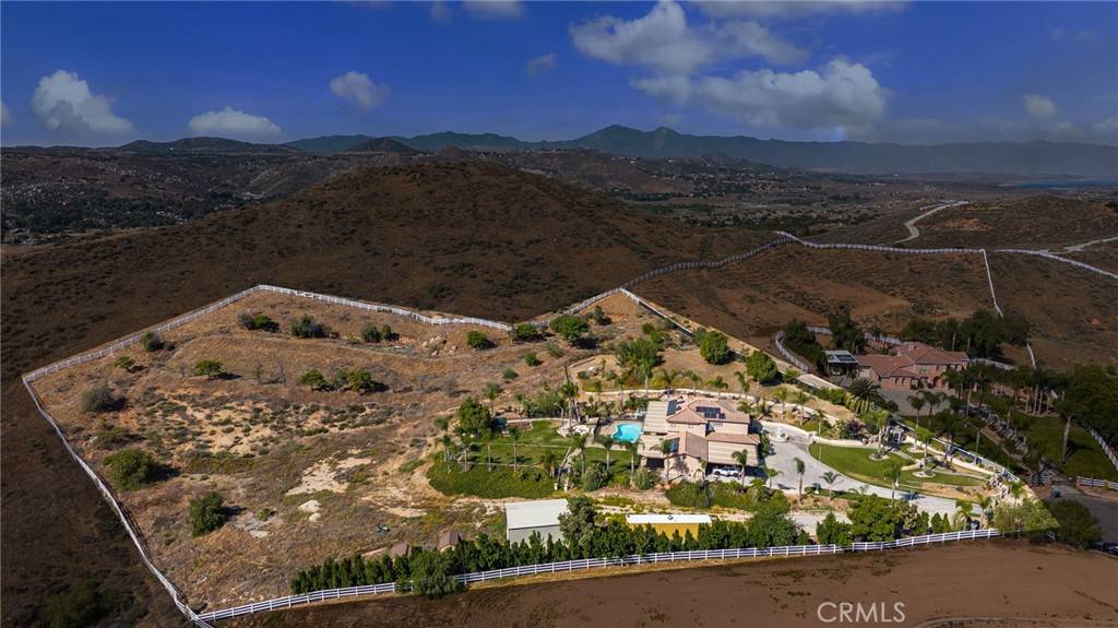 Riverside, CA 92504,18936 Summerleaf LN