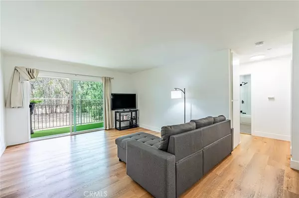 Redondo Beach, CA 90277,1108 Camino Real #306