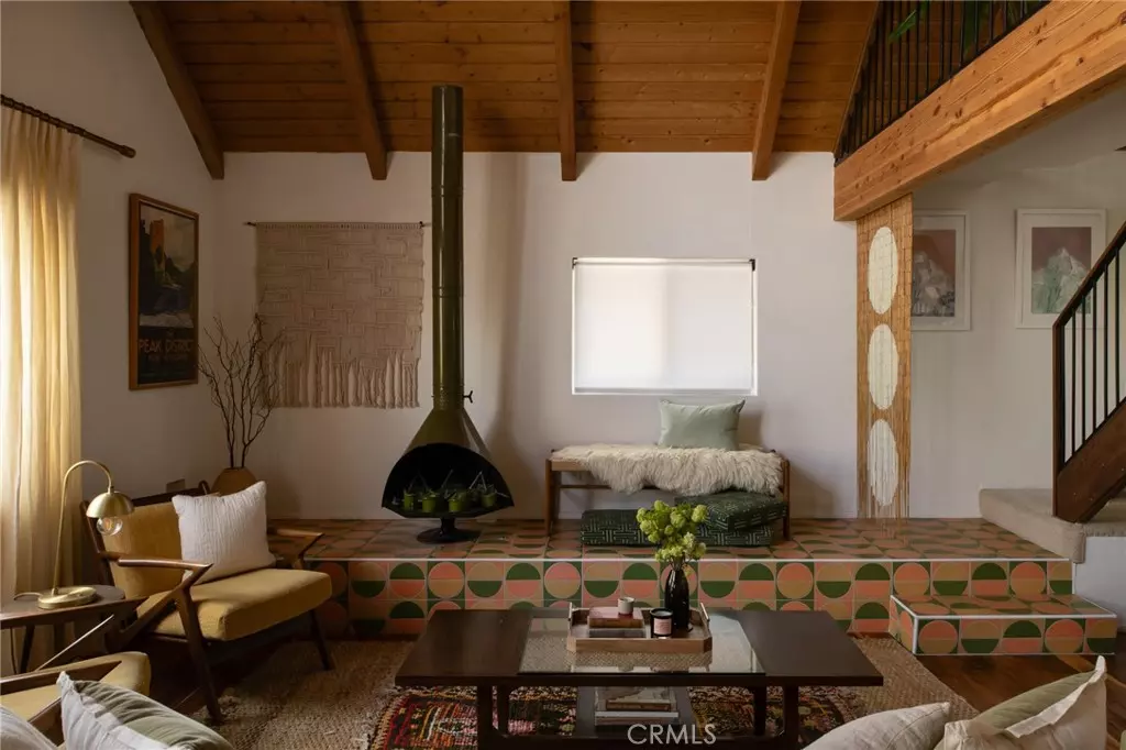 Big Bear Lake, CA 92315,879 Waldstrasse WAY