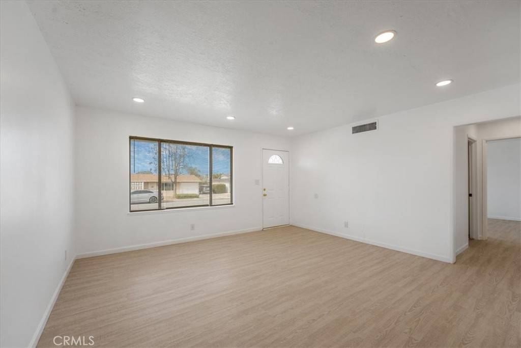 Yucaipa, CA 92399,11629 MADISON ST