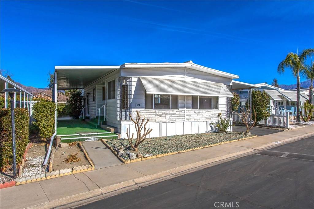 Redlands, CA 92374,1251 Lugonia #24