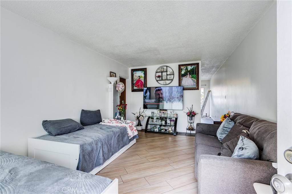 Anaheim, CA 92806,1222 N Placentia AVE