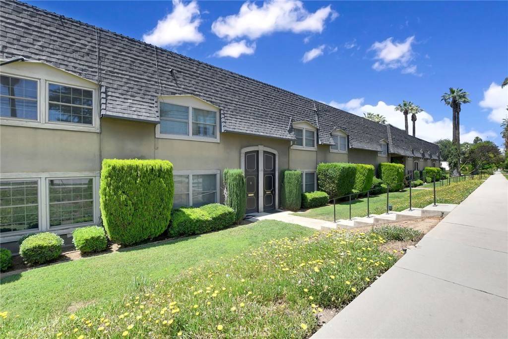 101 E Cypress AVE, Redlands, CA 92373