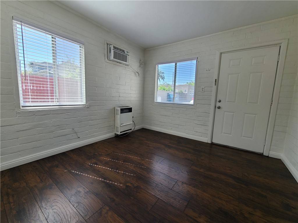 Riverside, CA 92501,3447 4th ST #1