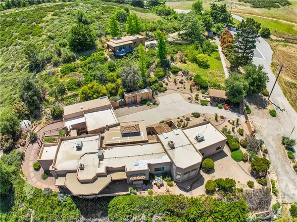 Banning, CA 92220,42925 Hillrise RD