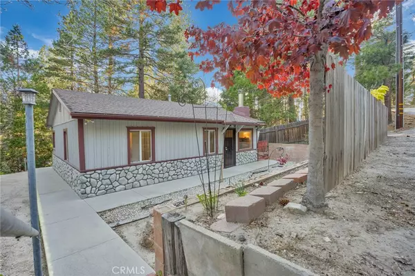 Running Springs, CA 92382,32159 Cove CIR