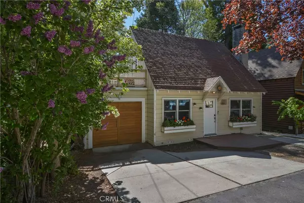 381 Maple DR, Lake Arrowhead, CA 92352