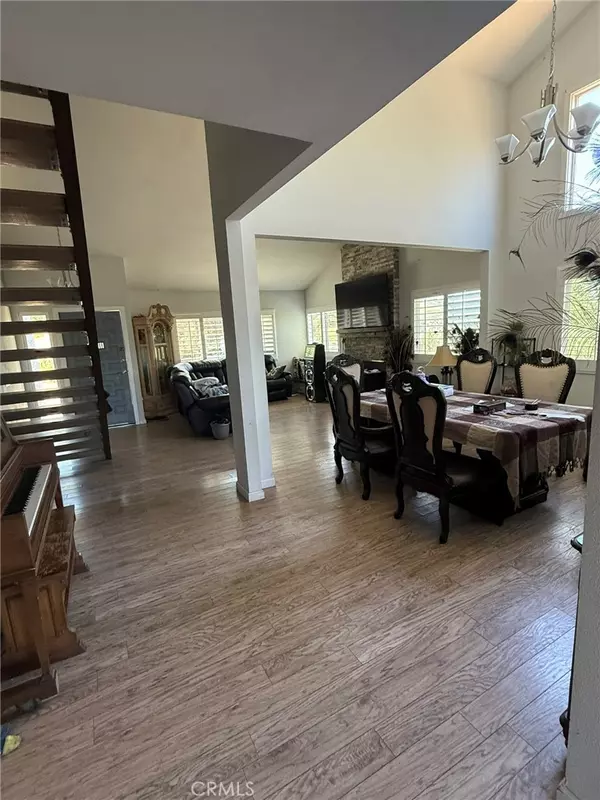 8904 Nelson WAY, Escondido, CA 92026