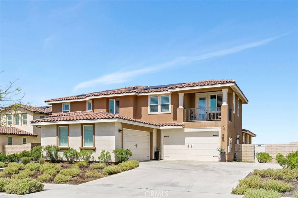 Riverside, CA 92503,17183 Compass DR
