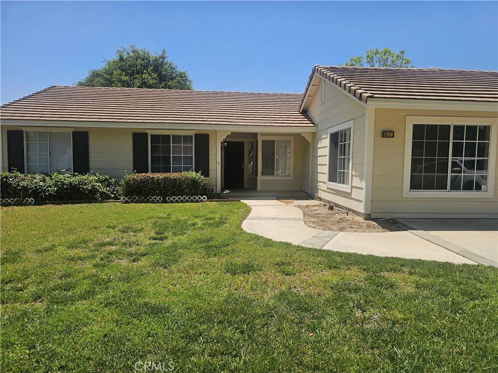 Rialto, CA 92376,890 N Driftwood AVE