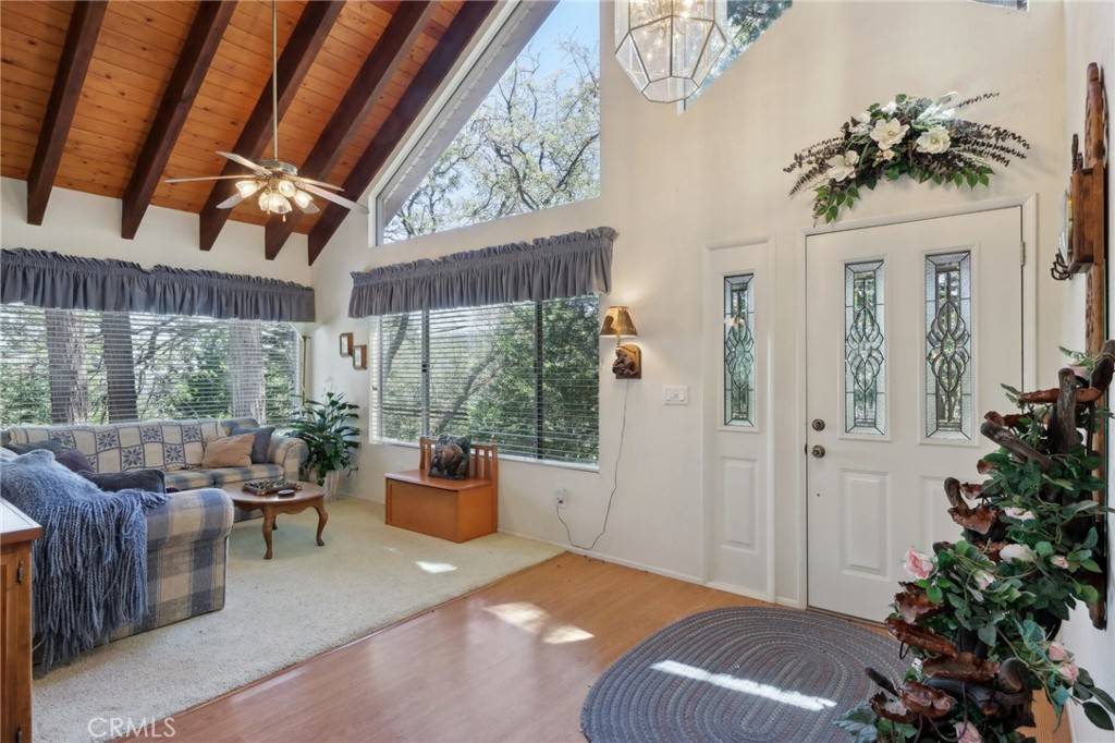 24571 Albrun DR, Crestline, CA 92325