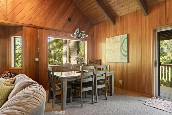 Lake Arrowhead, CA 92317,267 Pioneer RD