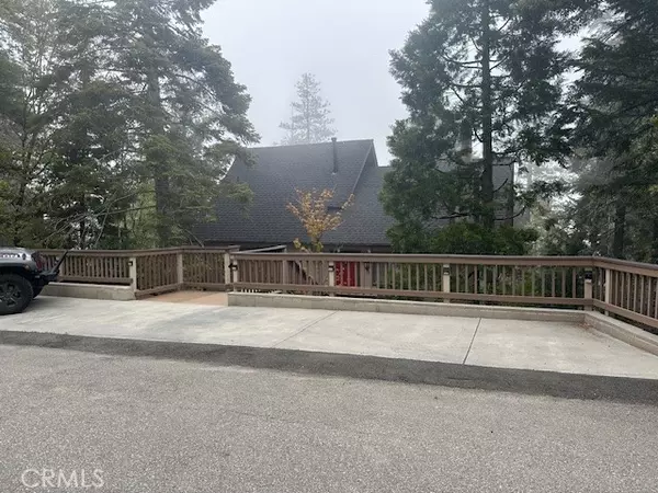 Lake Arrowhead, CA 92352,111 St Andrews DR