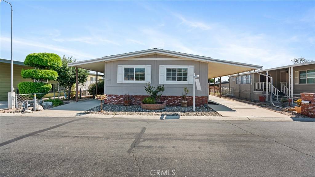 Corona, CA 92882,1387 Orangewood