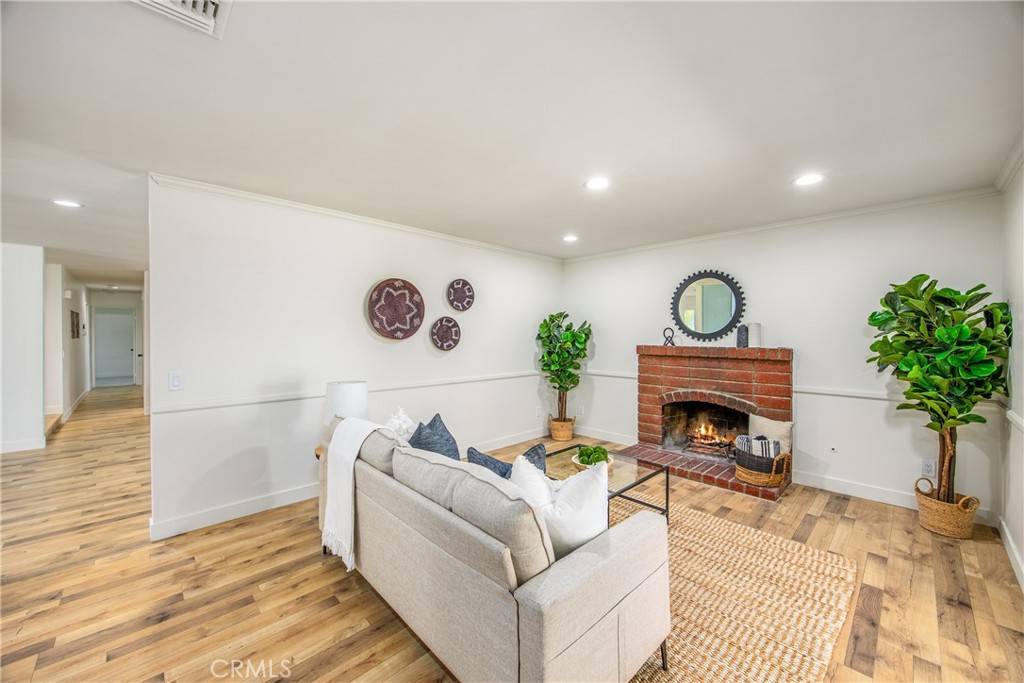 1456 Fernwood DR, Redlands, CA 92374