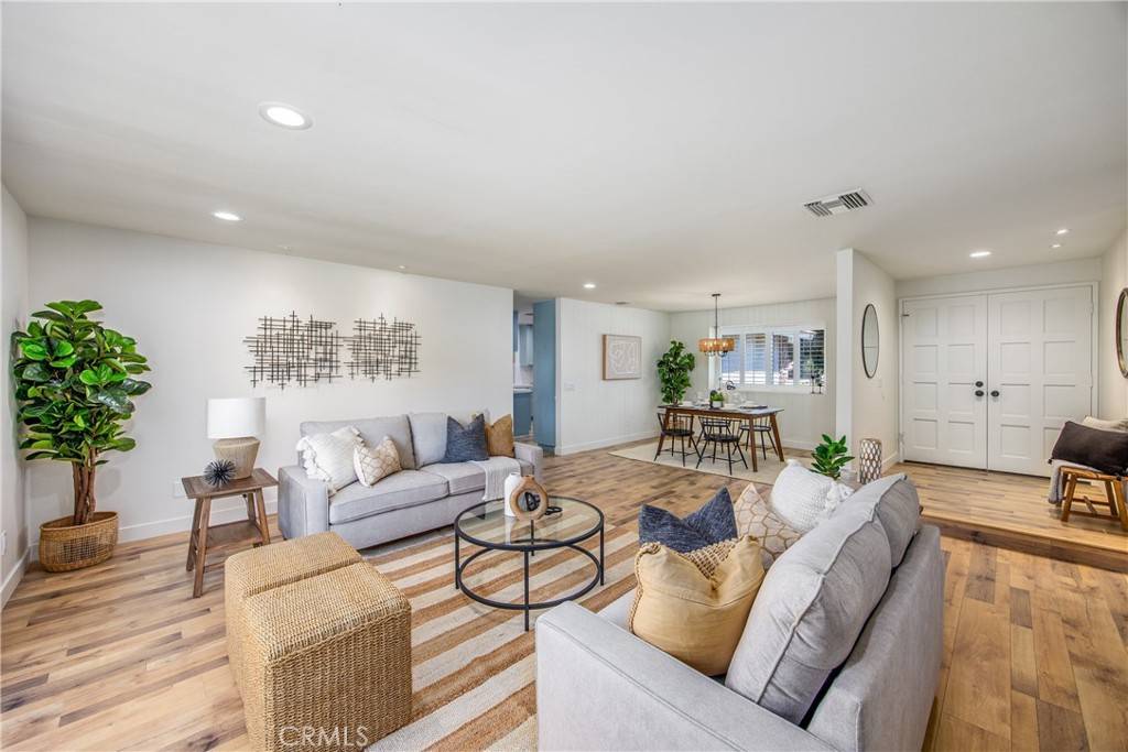 Redlands, CA 92374,1456 Fernwood DR