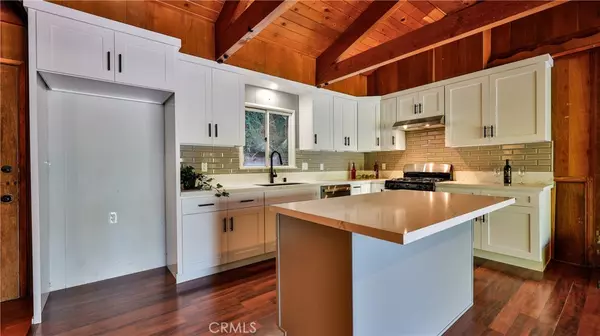 Crestline, CA 92325,24674 Lake DR