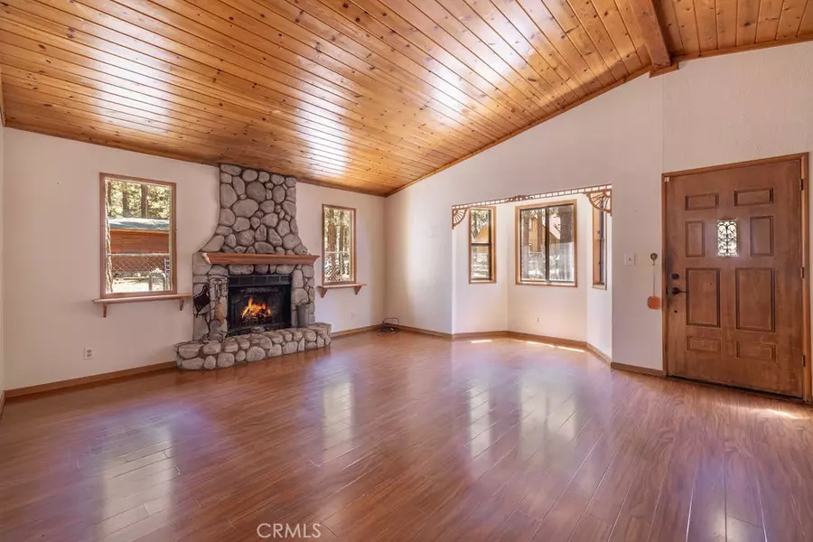 1178 Pine Ridge LN, Big Bear City, CA 92314
