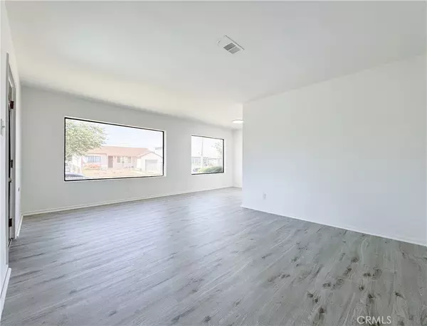 Compton, CA 90220,1710 W Arbutus ST