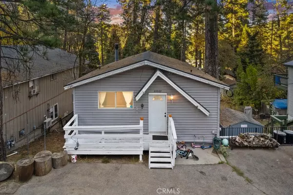 22868 Laurel LN, Crestline, CA 92325