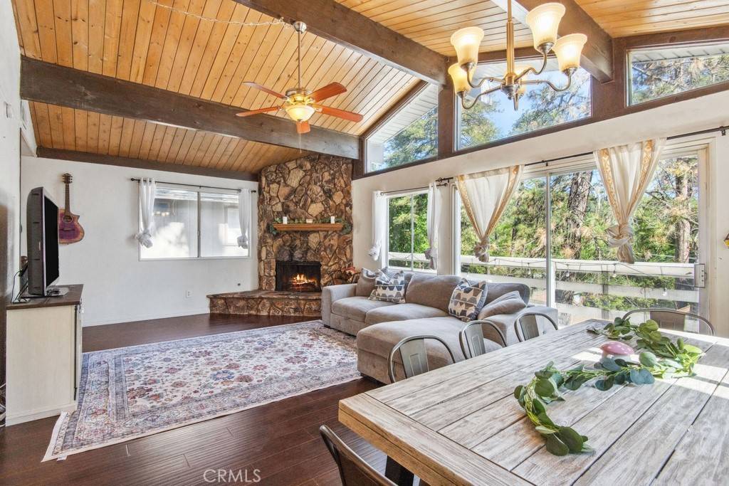 Crestline, CA 92325,22868 Laurel LN