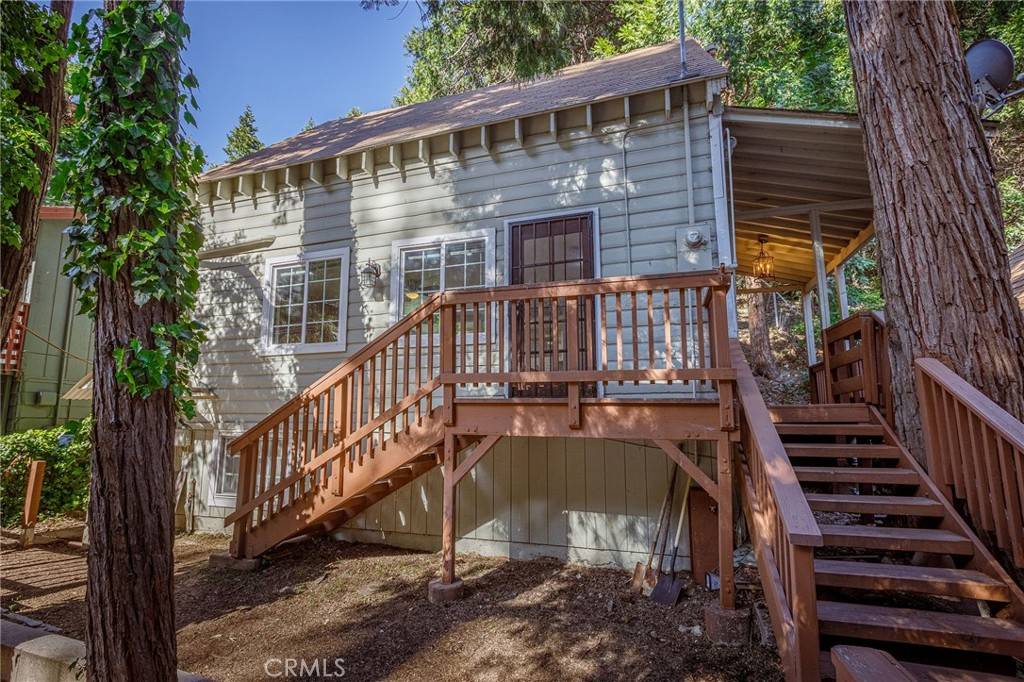 799 Fern DR, Crestline, CA 92325
