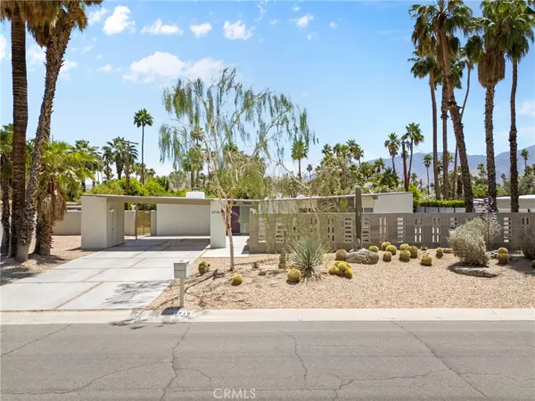 2719 E Plaimor AVE,  Palm Springs,  CA 92262