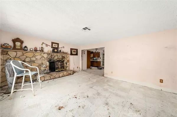 Yucaipa, CA 92399,13397 Robin CT