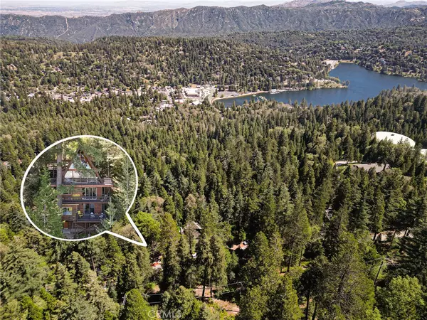 Crestline, CA 92325,24032 Skyland DR