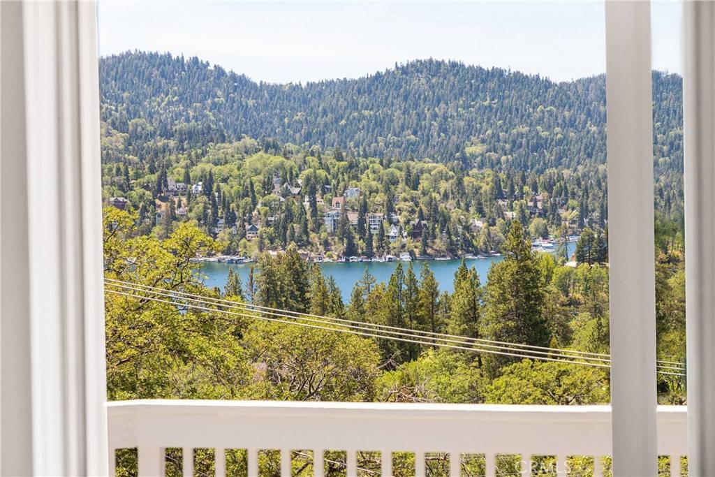 Lake Arrowhead, CA 92352,28720 Zion DR