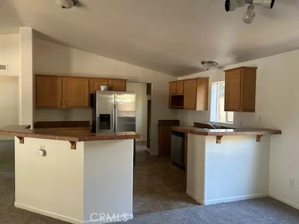 Sugarloaf, CA 92386,443 Holmes LN