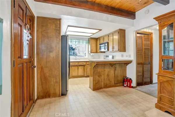 Arrowbear, CA 92382,33079 Ridge RD