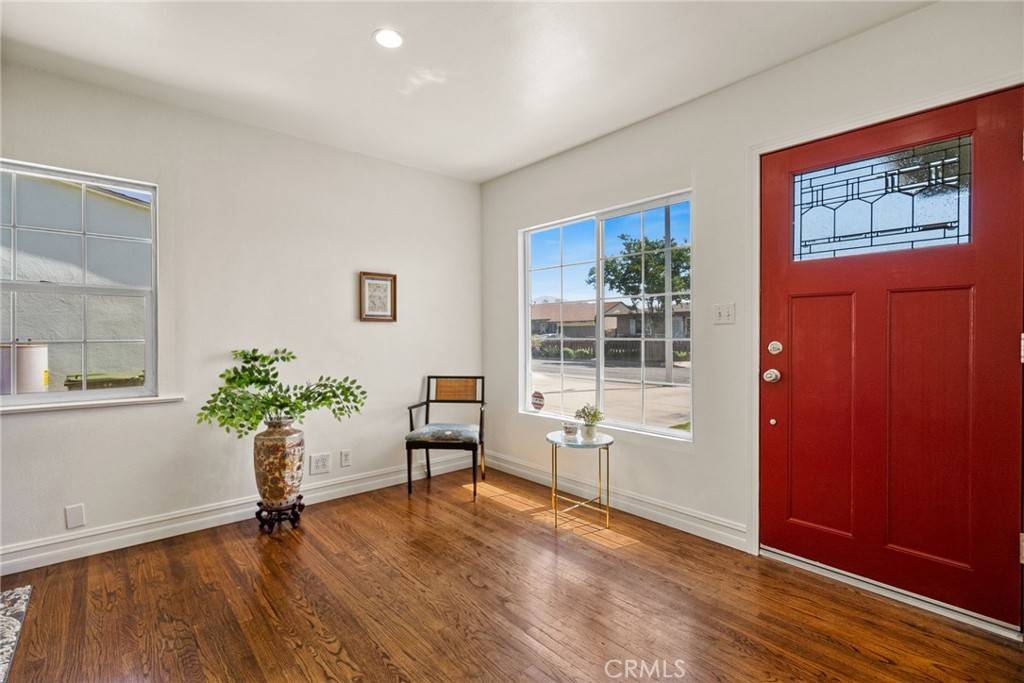 Covina, CA 91722,4033 N N Lang AVE