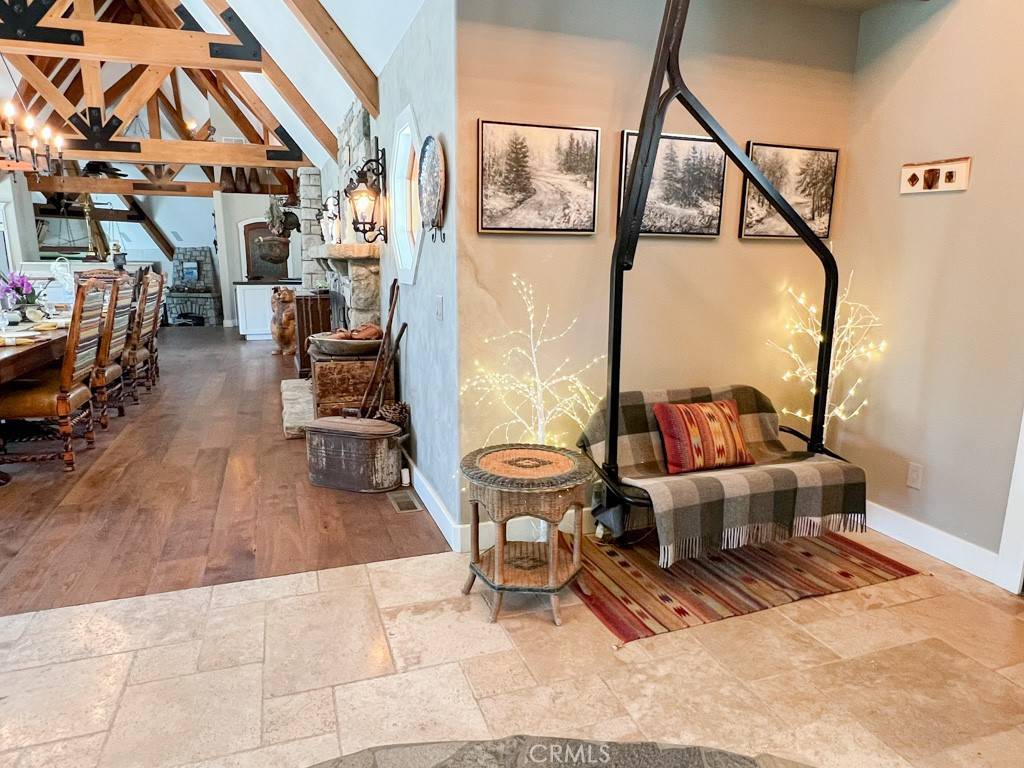 Lake Arrowhead, CA 92352,923 Lake Edge Way