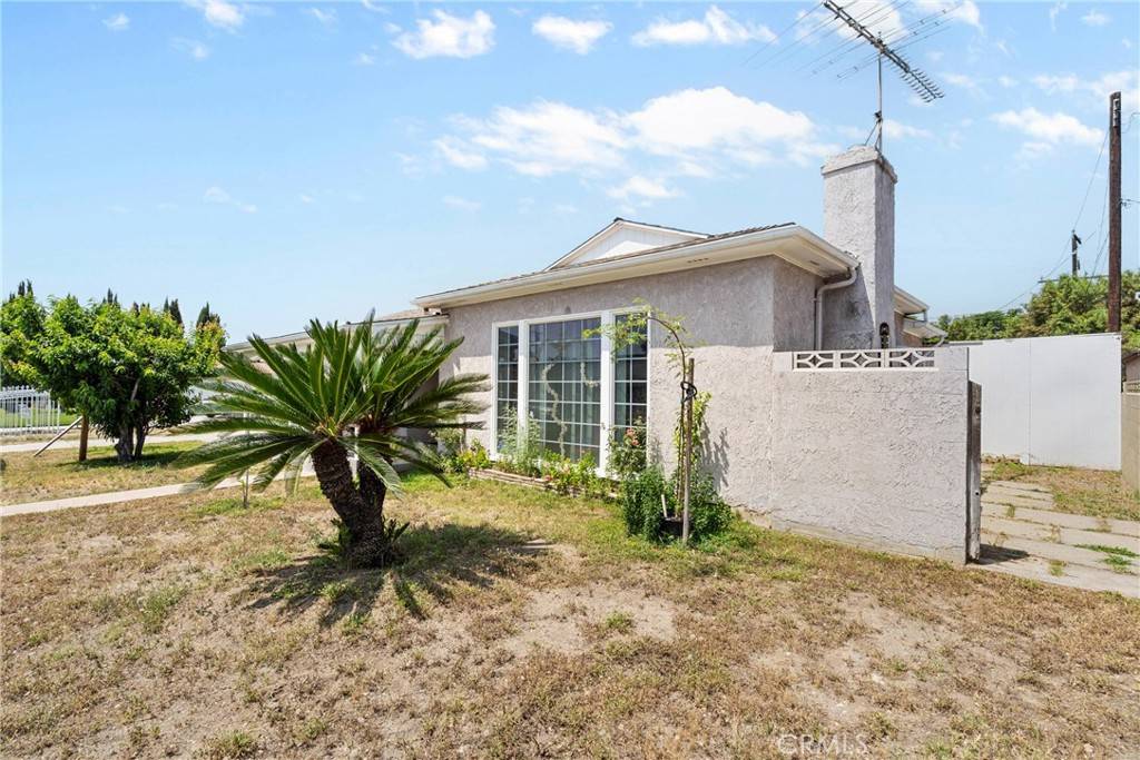 Fontana, CA 92336,7726 Blanchard AVE