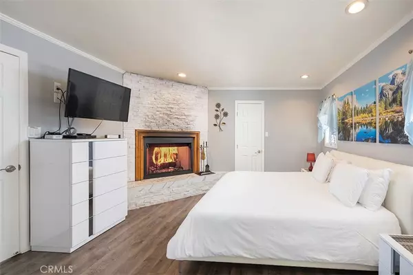 Big Bear Lake, CA 92315,670 Marin RD
