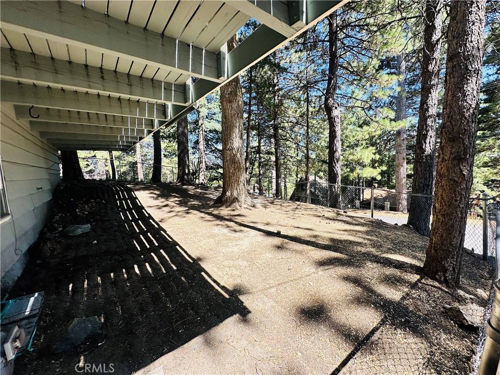 Running Springs, CA 92382,31506 Circle View DR